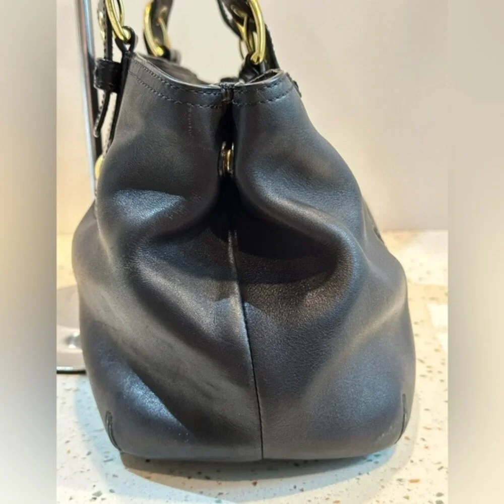 COACH‎ Black Leather Shoulder Handbag